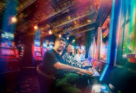 Tampilan meja live dengan tema The Great Icescape Tampilan meja The Great Icescape di pokermaya dengan tema es